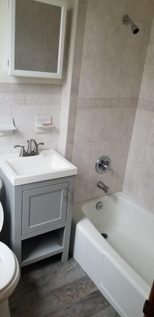 Photo - 39 Bowers St Unit 2