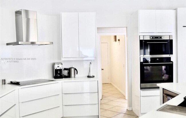 Photo - 3341 Overlook Rd