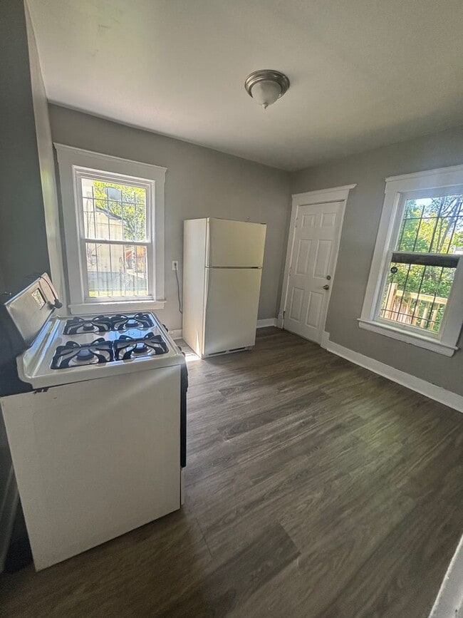 Photo - 3bd Single Cash Pay