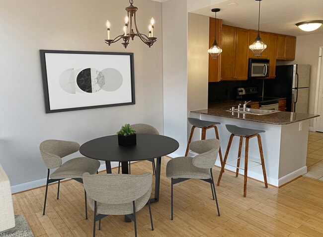 Designated dining area - 400 Massachusetts Ave NW Unit 913