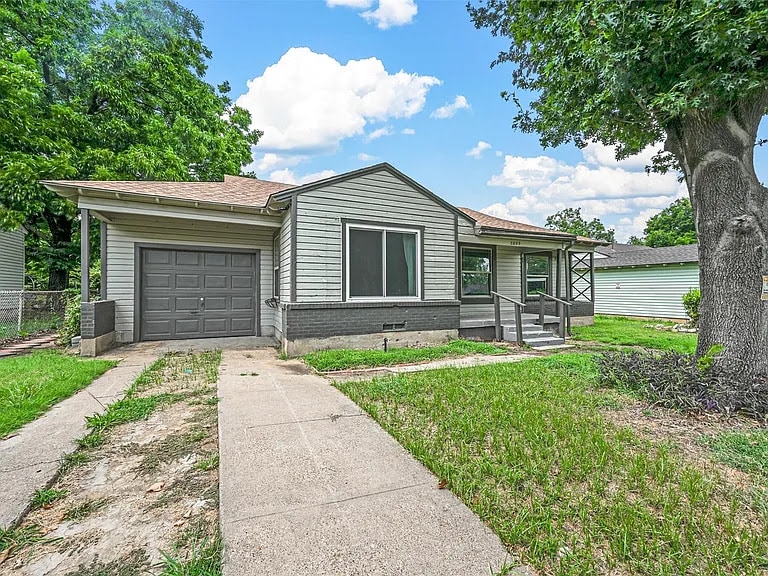 Photo - 3035 Modree Ave