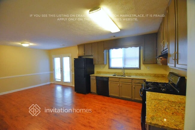 2795A Coventry Green SE