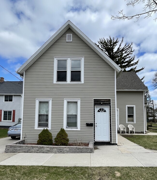 Photo - 1321 S 11th St Unit 1321 A S 11th Street