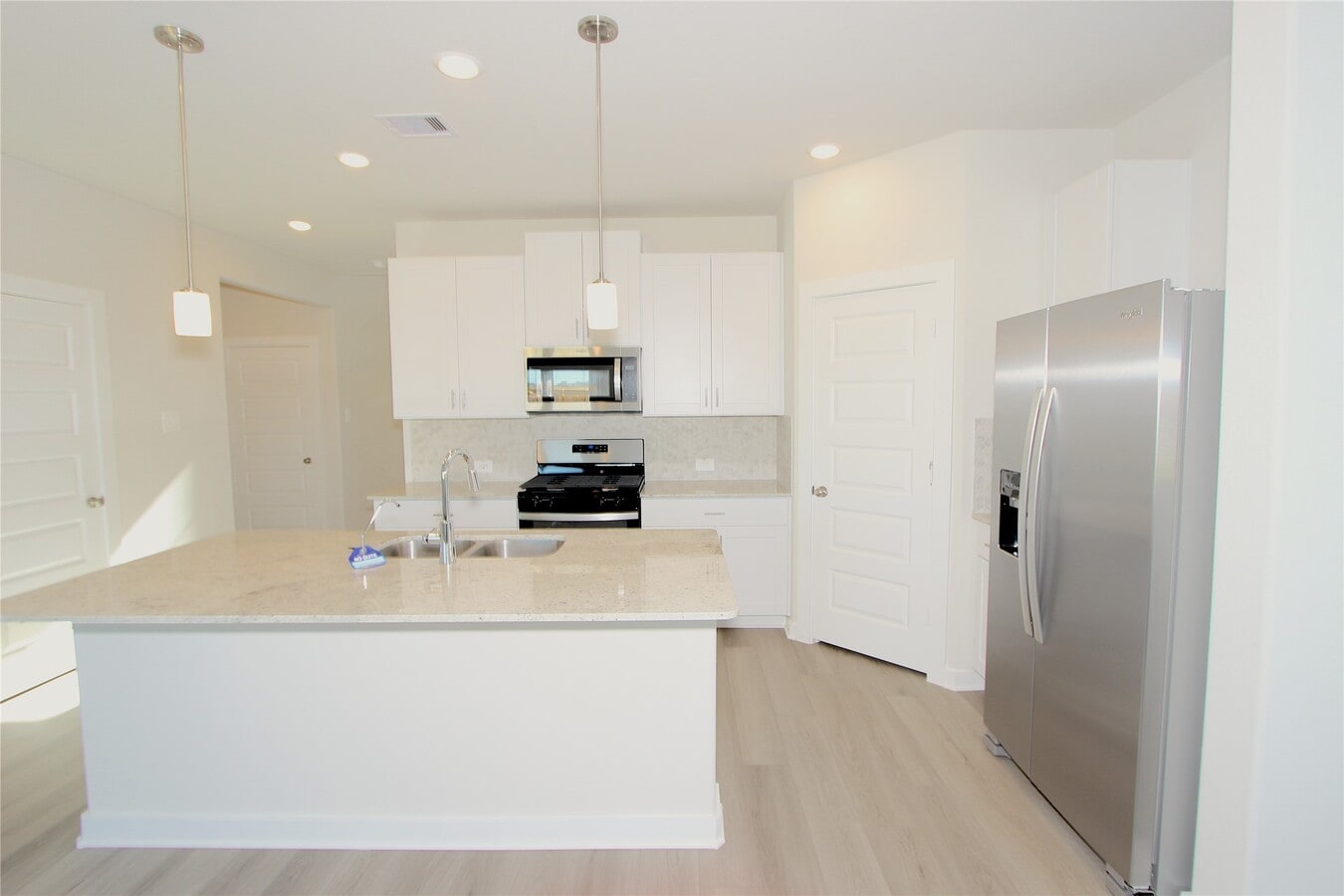 Photo - 5518 Handlewood Ln