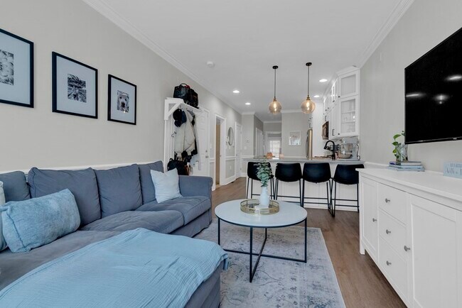 Photo - 53 Woodward St Unit 1