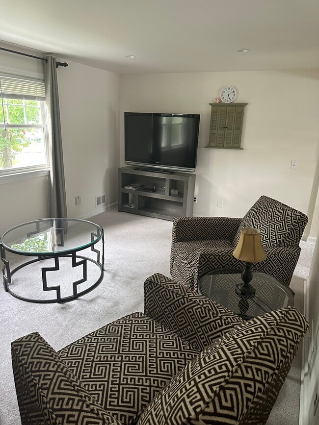 Photo - 25 Westview Ave Unit 2