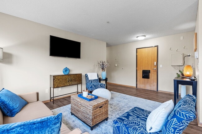 Photo - Granite Peaks