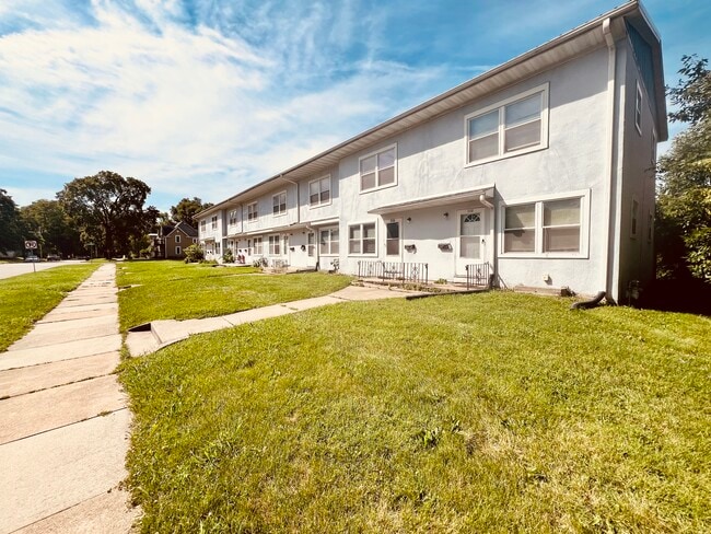 Building Photo - 118 Locust St Unit A Rental