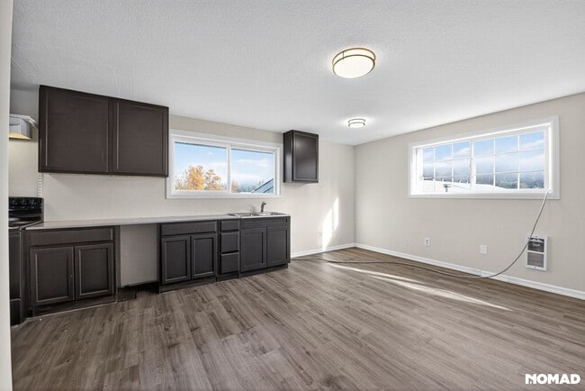 Photo - 7105 166th Ave E