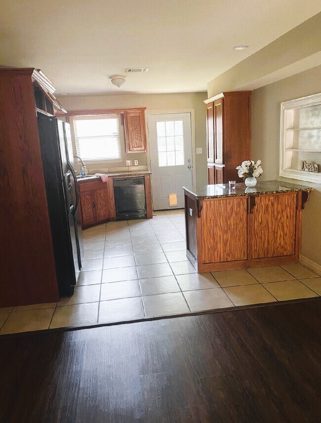 Photo - 18 Addie Ln