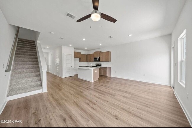 Photo - 5876 Tyndall Pl
