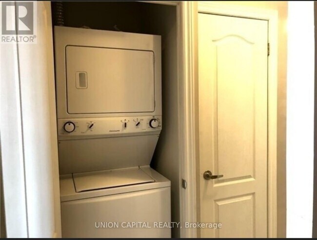 Photo - 8323 Kennedy Rd Unit 505