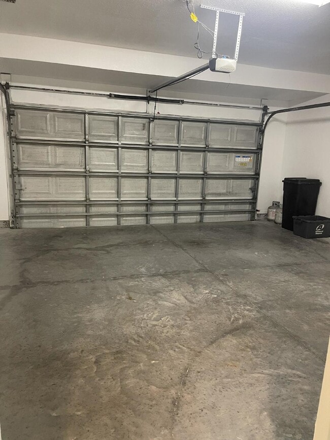 Photo - 3/2.5 updated townhome in gated community with 2 car garage