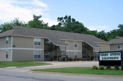 Photo - Cedar Avenue Apartments