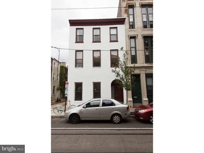 Building Photo - 407 S 11th St Unit 3F