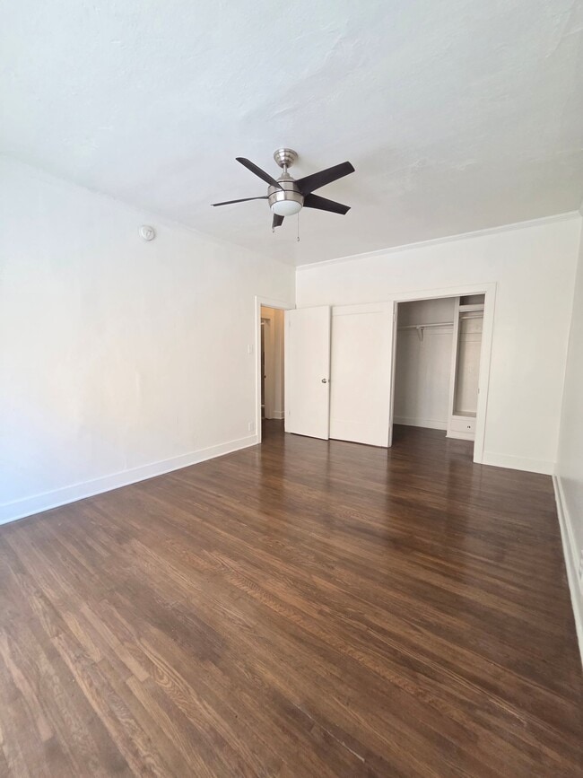 Photo - 1825 Ivar Ave Unit 309
