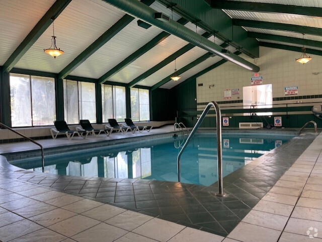 Indoor Swimming Pool - Indian Hills Senior Community Rental