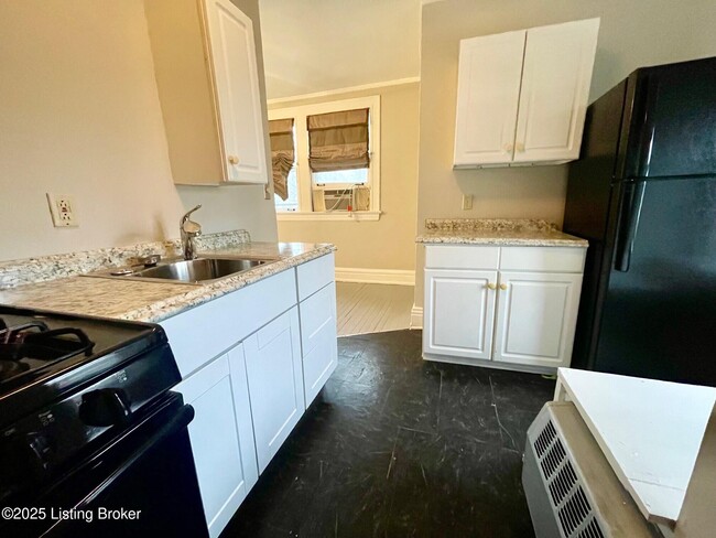 Photo - 1401 E Breckinridge St Unit 4