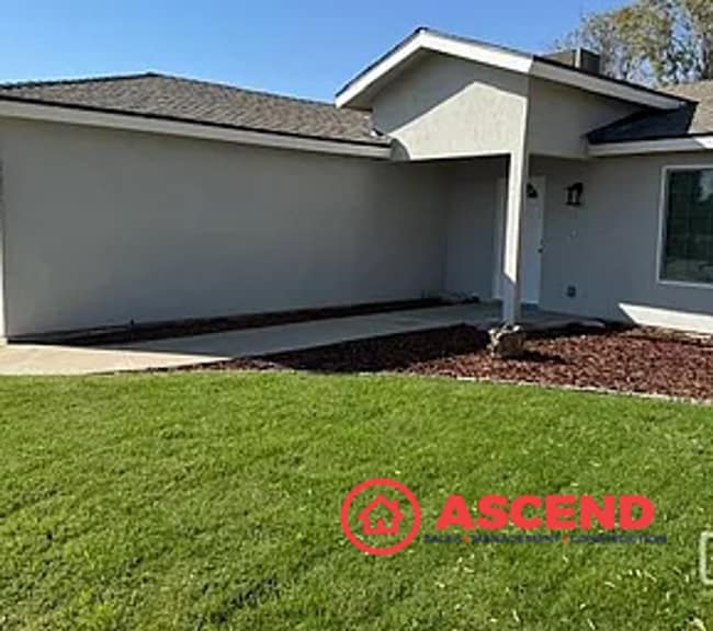 Photo - Beautiful 3 Berrom Home Off Manor St.