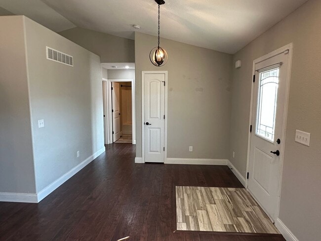 Photo - 4 Bedroom 3 Bath 2 Stall Garage in Waynesv...