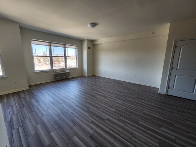 Photo - 510 Hamilton St