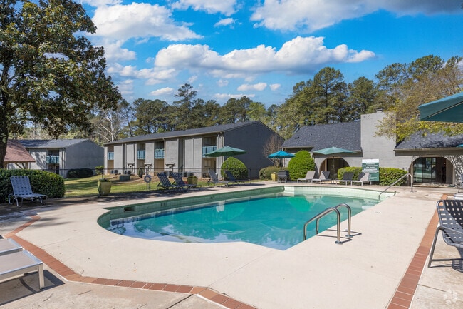 Building Photo - Windward Forest Rental