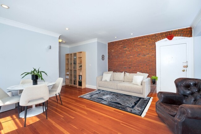 Photo - 1064 Beacon St Unit 12A