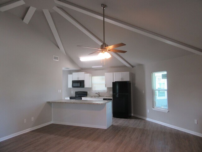 Photo - 1302 Grace Ave Unit 1302 A Grace Ave