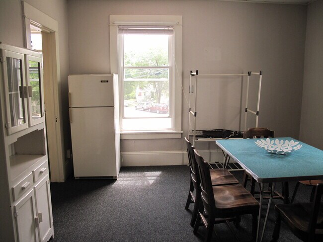 Photo - 311 Dryden Rd Unit 3
