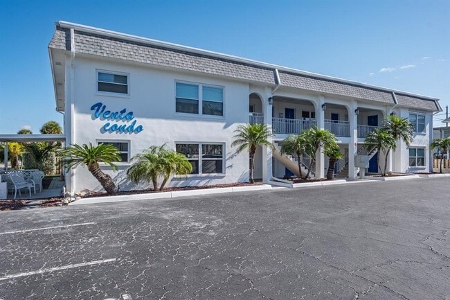 Building Photo - 7151 Sunset Way Unit 10