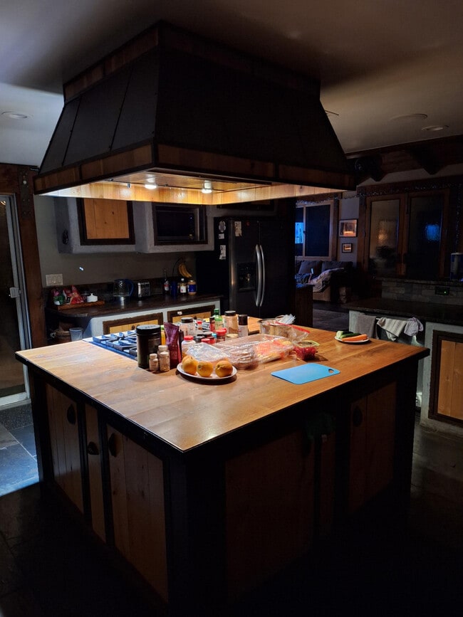 Photo - 10128 McBroom St