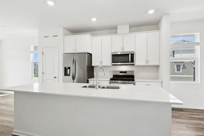 2111 Yellowstone Blvd