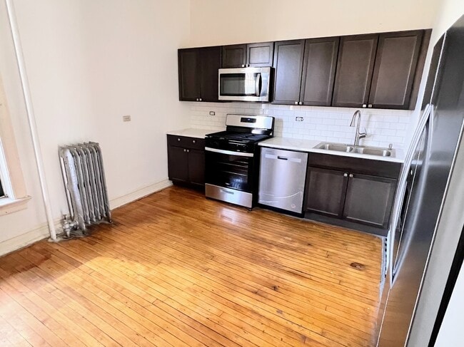 Photo - 3212 W Altgeld St Unit 2