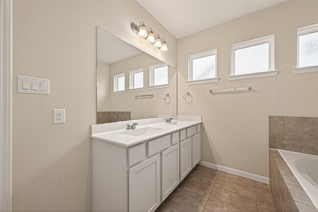 Photo - 6126 Prince Pl Dr