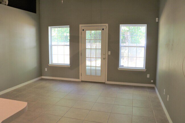 Photo - 1784 Ivalea Cir