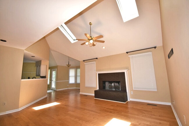 Photo - Amazing 4BR/2BA with 4 stall barn on 5 acr...