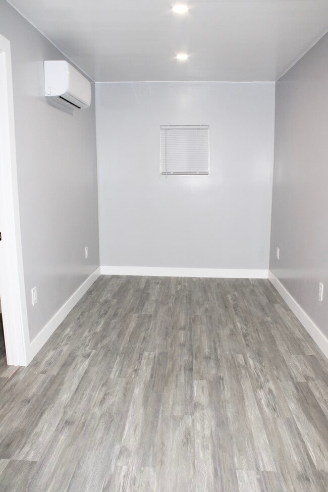 Photo - 10252 Vena Ave
