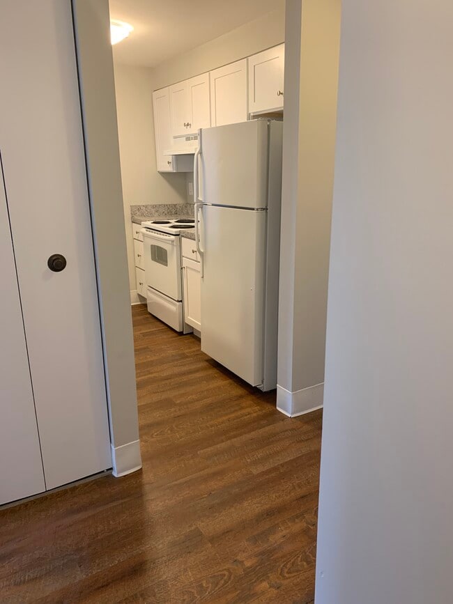 Photo - Riverboat Village