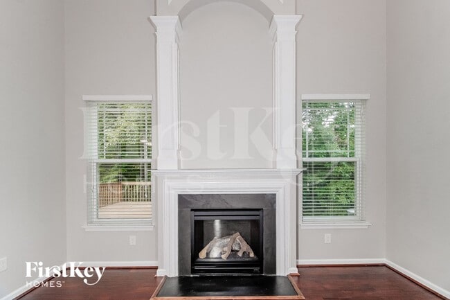 Photo - 2675 Lamplight Cir