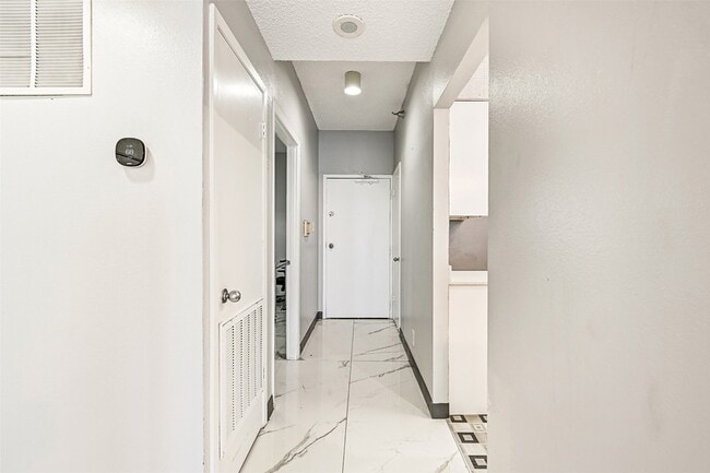Photo - 7700 Seawall Blvd Unit 702