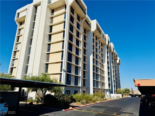 Photo - 3930 S University Center Dr Unit 308