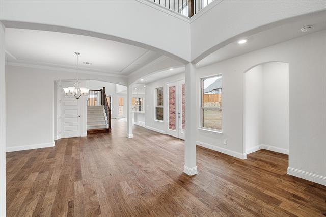 Photo - 310 Greystone Ct