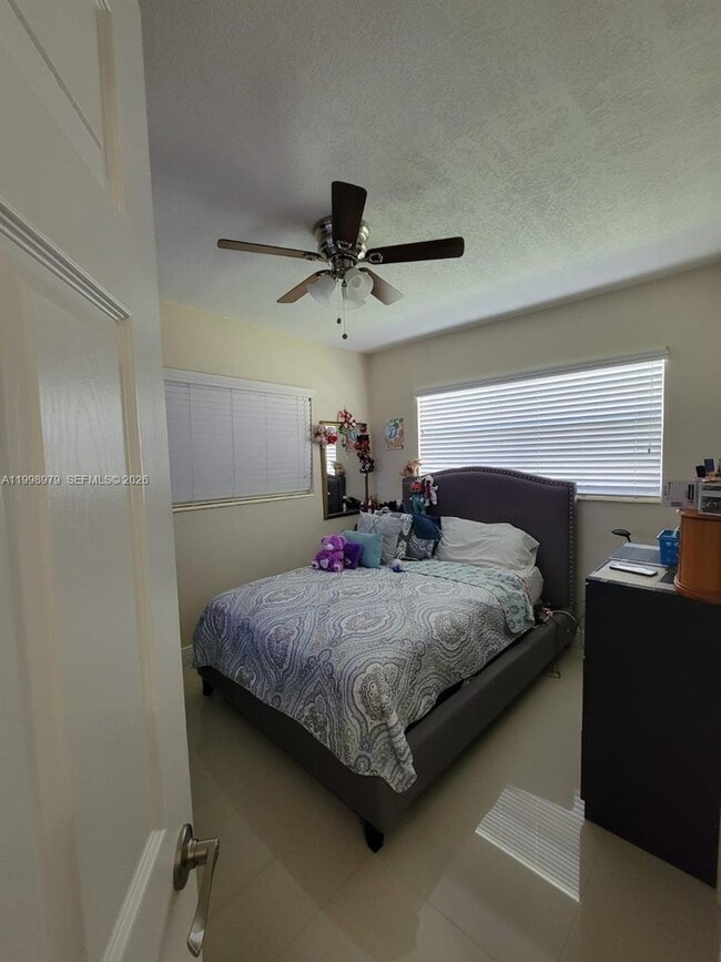 Photo - 8245 SW 43rd St