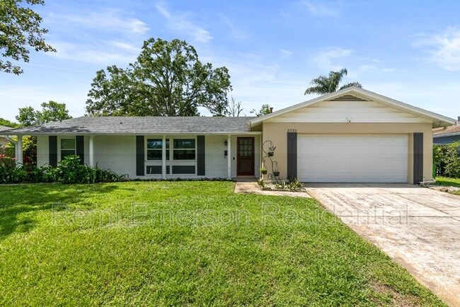 Building Photo - 3326 Young St