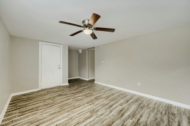 3631 Washington St Unit 5