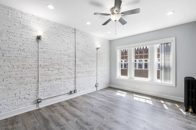 Photo - 6954 N Wolcott Ave Unit 1
