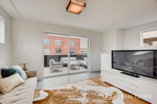 Photo - 1230 25th St