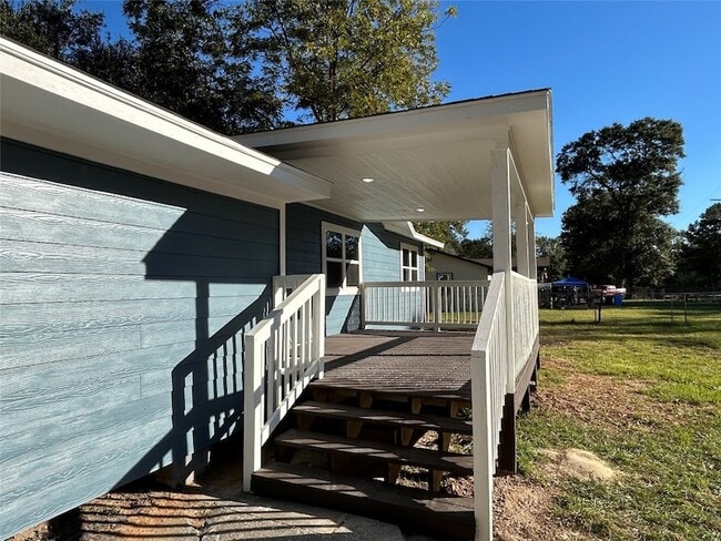 Photo - 21057 Live Oak St