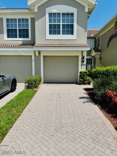 Photo - 11012 Mill Creek Way Unidad 2205 Rental