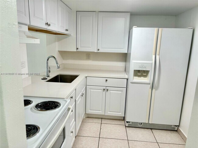 Photo - 9651 SW 77th Ave Unit 207E